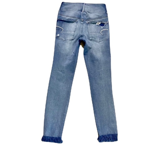 American Eagle Distressed Super High Rise Jegging - Frayed Hem - Ripped - size 2 - Picture 6 of 8